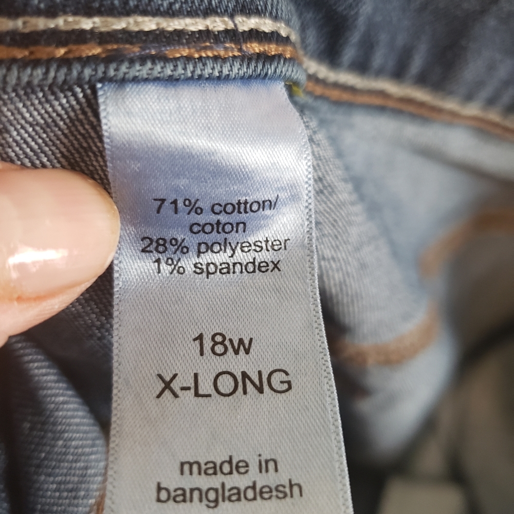 Maurices jeans